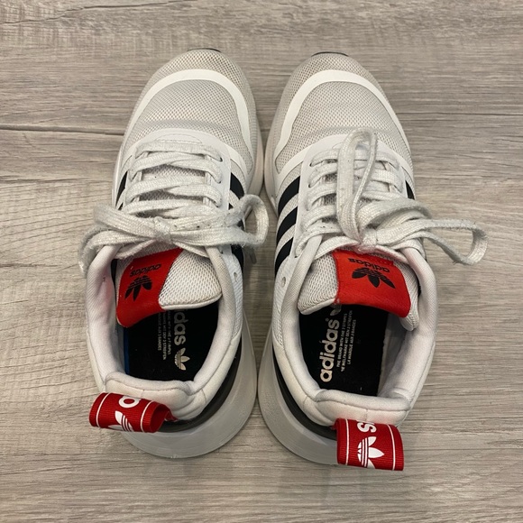 Adidas Originals Smooth Runner Sneaker - Big Kid Size 6 US - Unisex - Picture 7 of 10